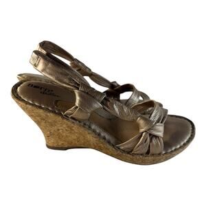 Born Sandals Women's Size 5.5 Gold Leather Drilles Cork Wedge Ankle Strap Kitten